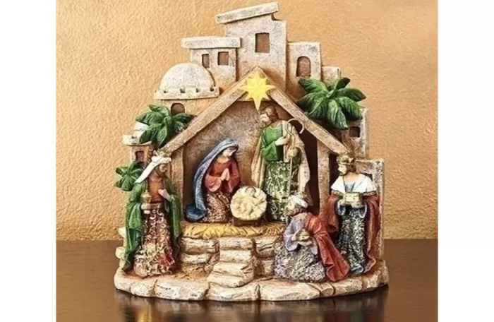 Simply Christmas L.E.D. Gold Nativity* Religious