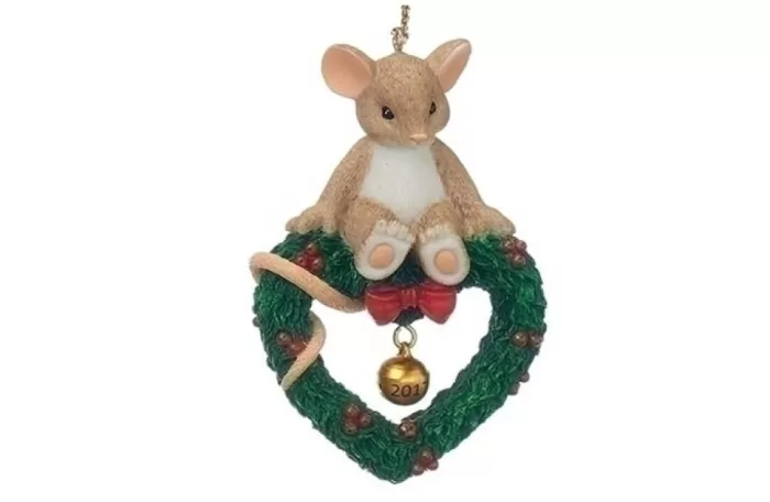 Simply Christmas Mouse On Heart Wreath* Charming Tails